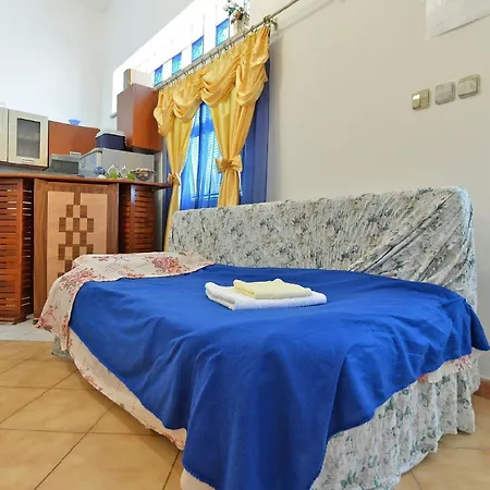 Apartamento Fuer 2 Personen Ca 32 Qm In Sijana, Istrien Istrische Riviera