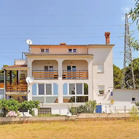 Apartamento Fuer 2 Personen Ca 32 Qm In Sijana, Istrien Istrische Riviera