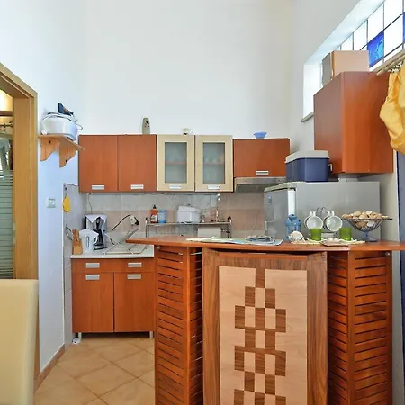 Apartment Fuer 2 Personen Ca 32 Qm In Sijana, Istrien Istrische Riviera Pula